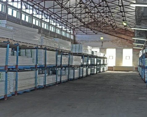 2012年莫斯科建立的扣板生產(chǎn)線